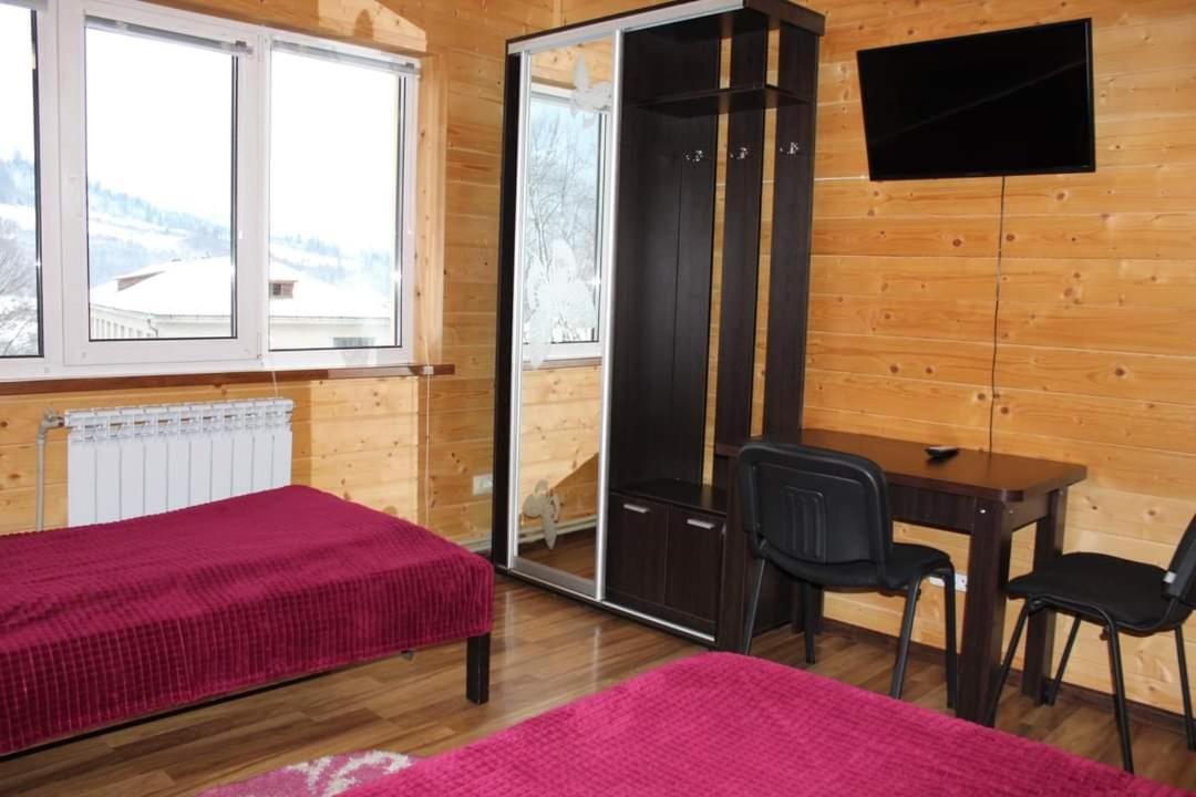 У Інни Hotel Mizhhirya  Exterior foto